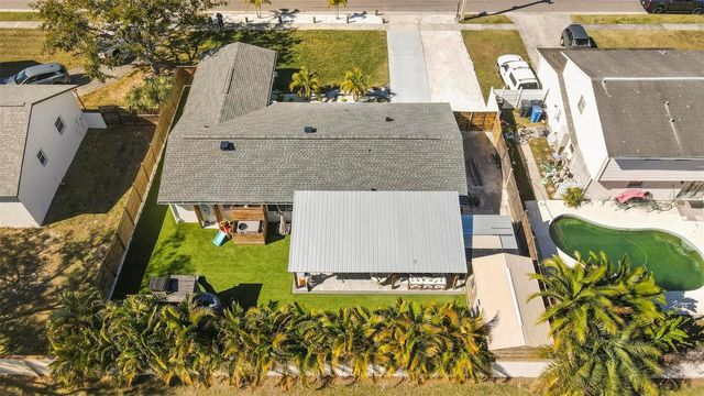 8412 LOPEZ DRIVE, Tampa, FL 33615