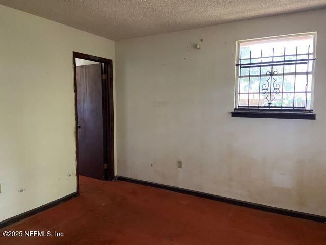 2121 SESSIONS Lane, Jacksonville, FL 32207