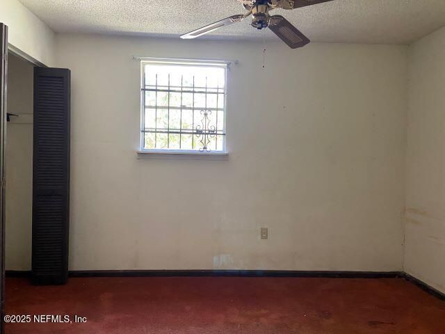 2121 SESSIONS Lane, Jacksonville, FL 32207