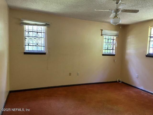 2121 SESSIONS Lane, Jacksonville, FL 32207
