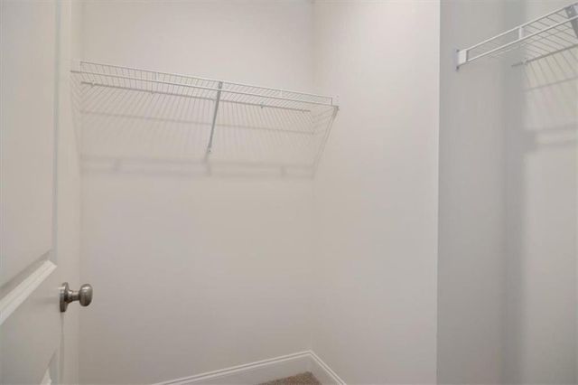 634 Oakleaf Grove Lane, Sugar Hill, GA 30518