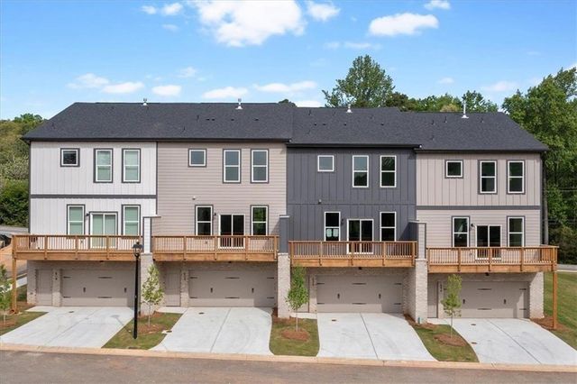 634 Oakleaf Grove Lane, Sugar Hill, GA 30518