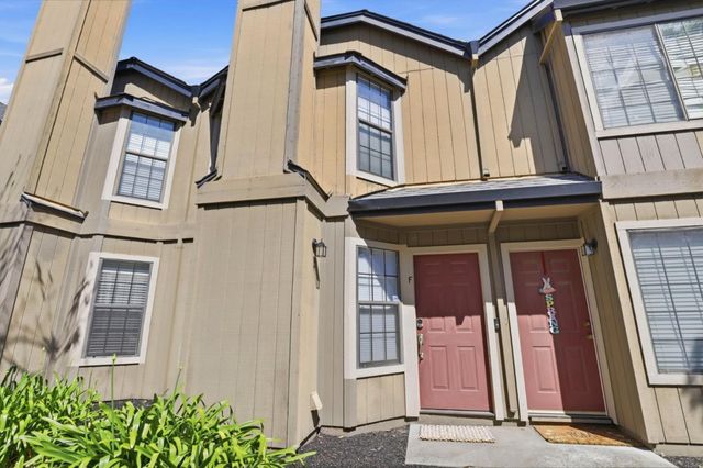 241 Gibson Drive F, Hollister, CA 95023