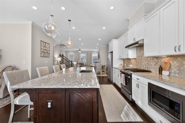 7012 Seneca Court, Roswell, GA 30076