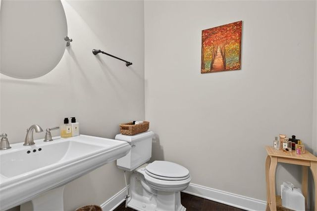 7012 Seneca Court, Roswell, GA 30076