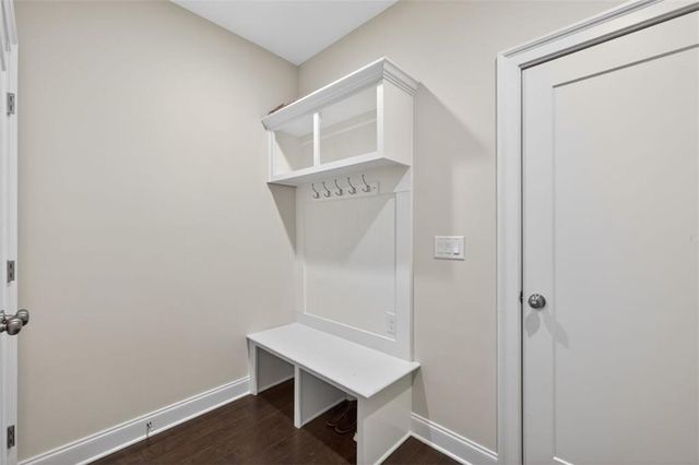 7012 Seneca Court, Roswell, GA 30076