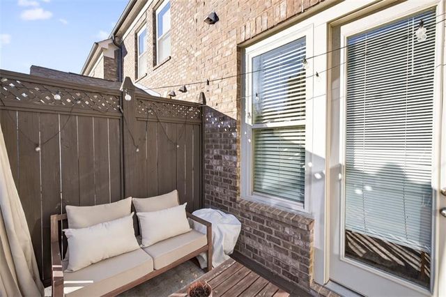 7012 Seneca Court, Roswell, GA 30076