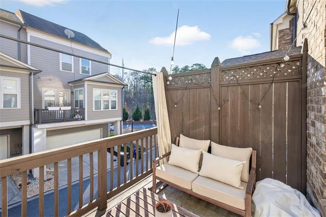 7012 Seneca Court, Roswell, GA 30076