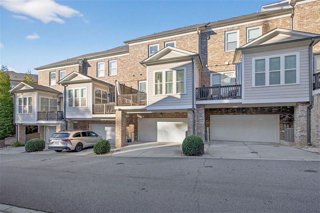 7012 Seneca Court, Roswell, GA 30076