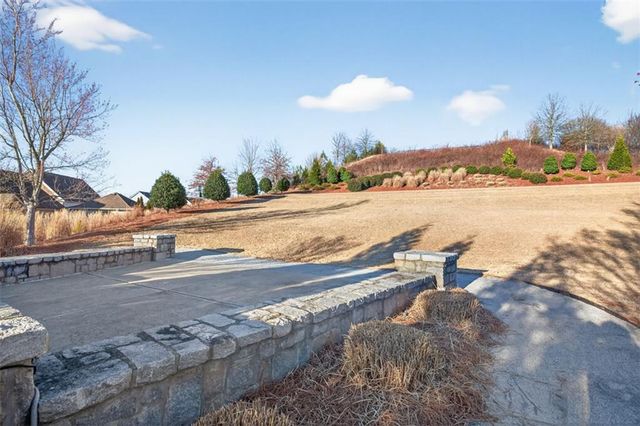 7012 Seneca Court, Roswell, GA 30076