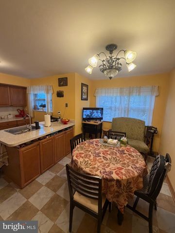 850 WELTON ST, Philadelphia, PA 19116