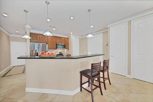 7039 Kingston Cove Lane 202, Willis, TX 77318