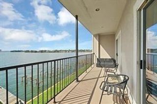 7039 Kingston Cove Lane 202, Willis, TX 77318