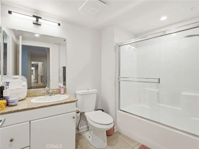 838 Pine 215, Long Beach, CA 90813