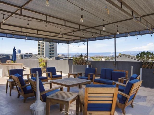 838 Pine 215, Long Beach, CA 90813