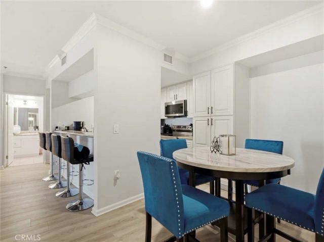 838 Pine 215, Long Beach, CA 90813