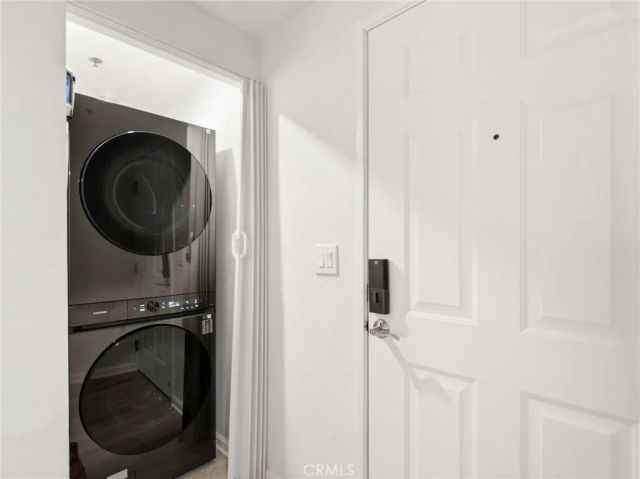 838 Pine 215, Long Beach, CA 90813