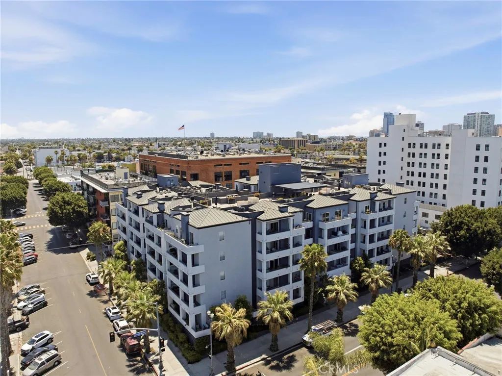 838 Pine 215, Long Beach, CA 90813
