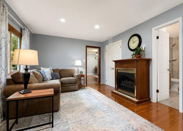 14807 WOODVILLE RD, Waldorf, MD 20601