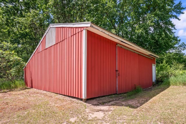 11592 80th Avenue, Mecosta, MI 49332