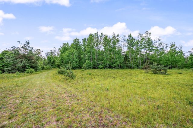 11592 80th Avenue, Mecosta, MI 49332