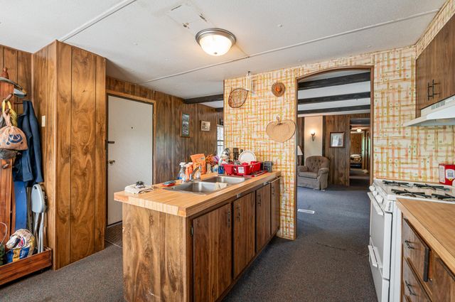 11592 80th Avenue, Mecosta, MI 49332