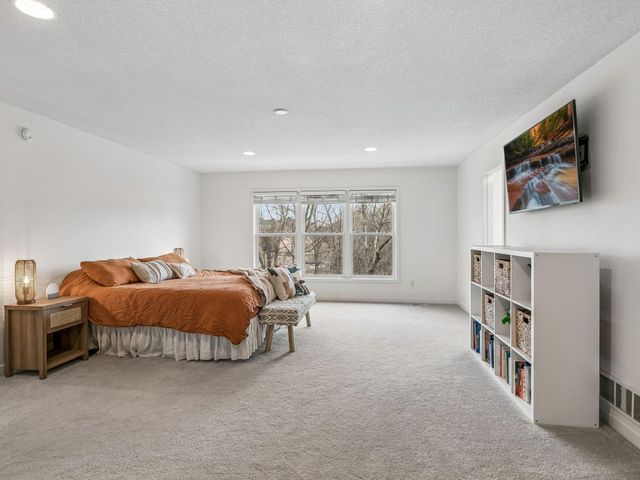 17902 74th Avenue N, Maple Grove, MN 55311