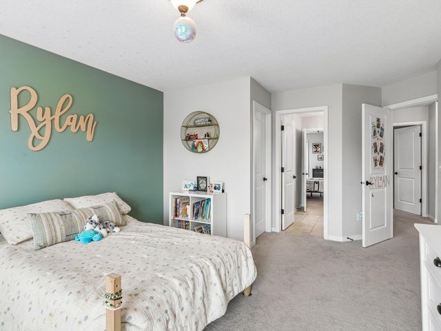 17902 74th Avenue N, Maple Grove, MN 55311