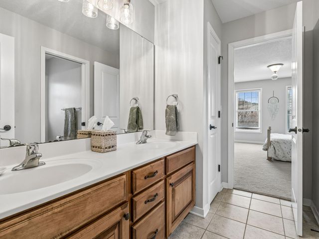 17902 74th Avenue N, Maple Grove, MN 55311