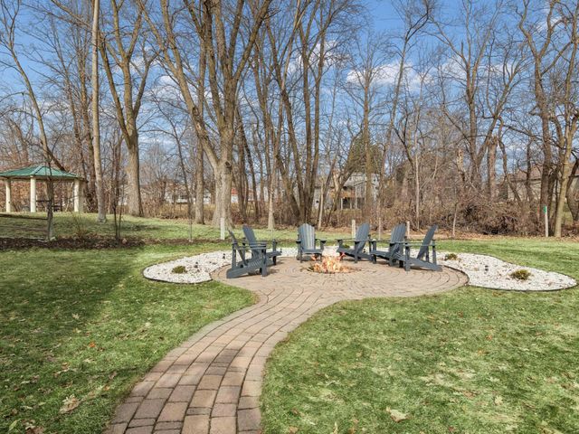 17902 74th Avenue N, Maple Grove, MN 55311