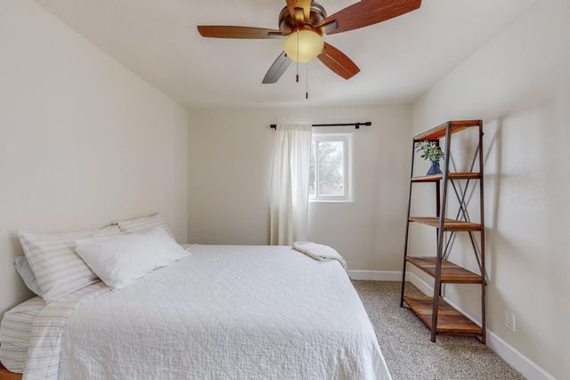 527 Gene Avenue NW, Albuquerque, NM 87107