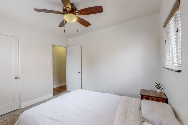 527 Gene Avenue NW, Albuquerque, NM 87107