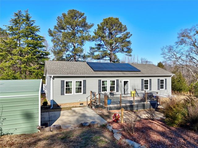 94 George Alewine Road, Due West, SC 29639