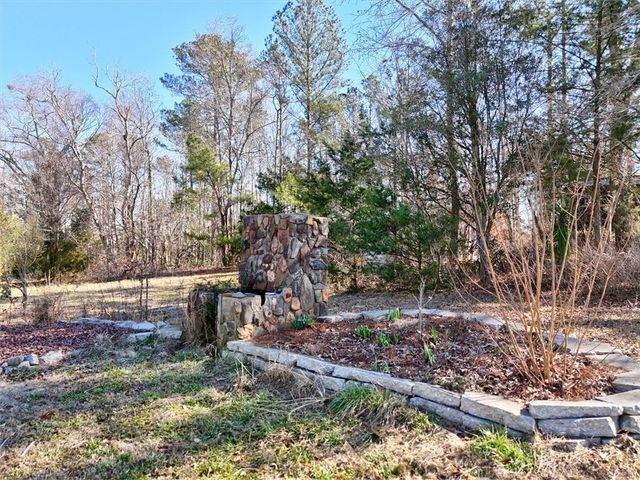 94 George Alewine Road, Due West, SC 29639