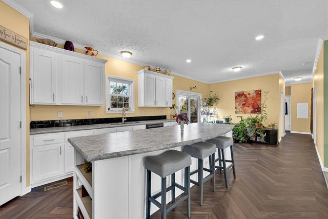 94 George Alewine Road, Due West, SC 29639