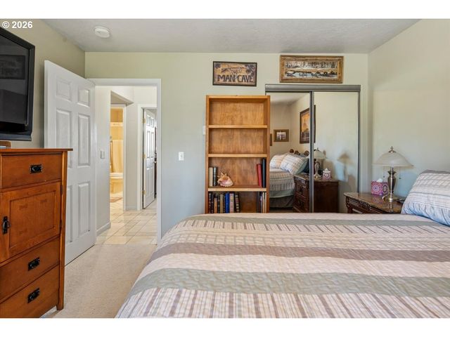 8818 Sw PANORAMA Rd, Terrebonne, OR 97760