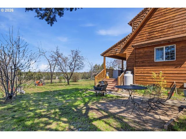 8818 Sw PANORAMA Rd, Terrebonne, OR 97760