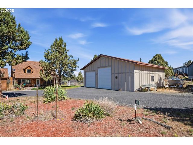 8818 Sw PANORAMA Rd, Terrebonne, OR 97760