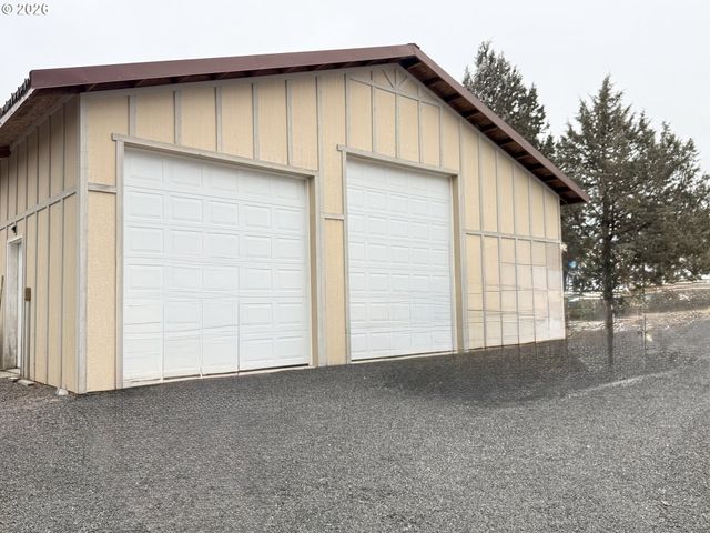 8818 Sw PANORAMA Rd, Terrebonne, OR 97760