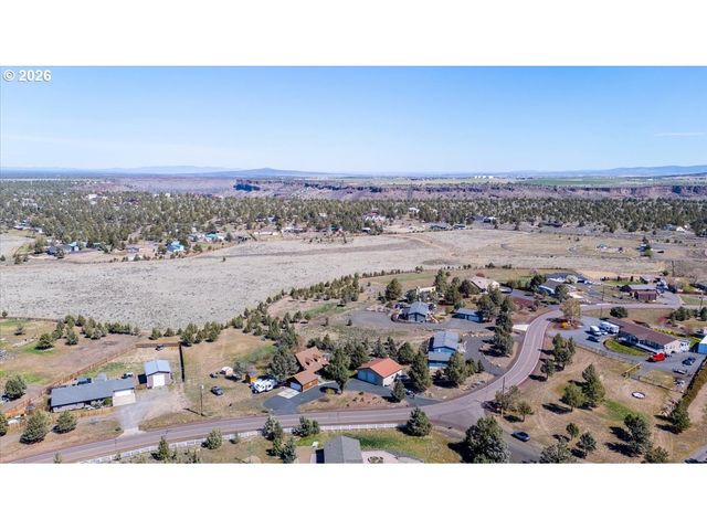 8818 Sw PANORAMA Rd, Terrebonne, OR 97760