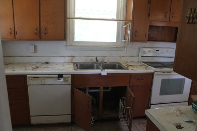 1024 Woodrow AVE SE, Roanoke, VA 24013
