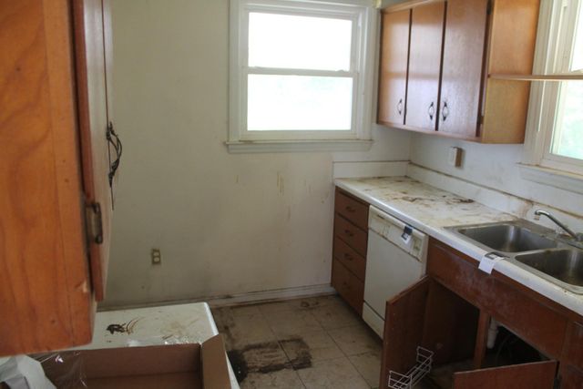 1024 Woodrow AVE SE, Roanoke, VA 24013