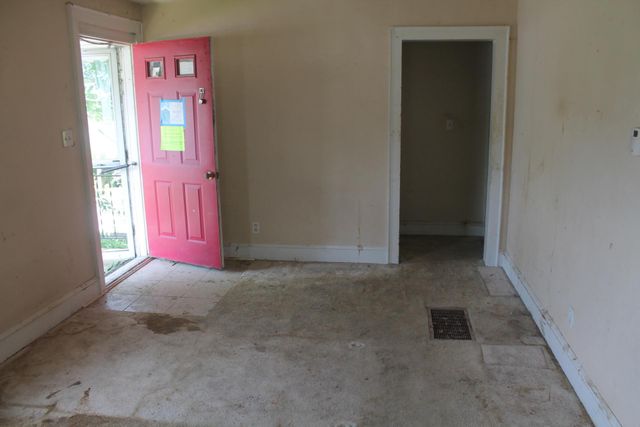 1024 Woodrow AVE SE, Roanoke, VA 24013