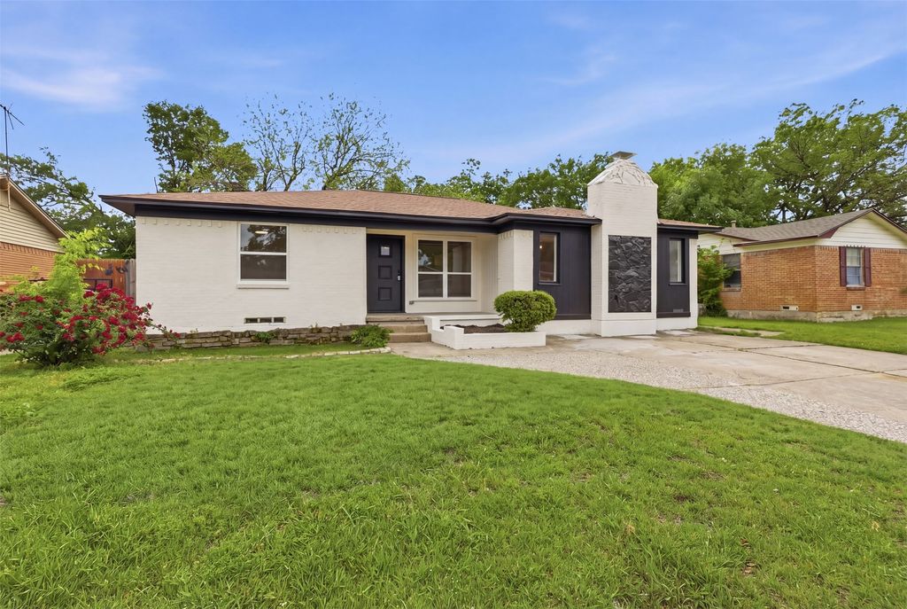 1112 Noble Avenue, Carrollton, TX 75006 — photo 3