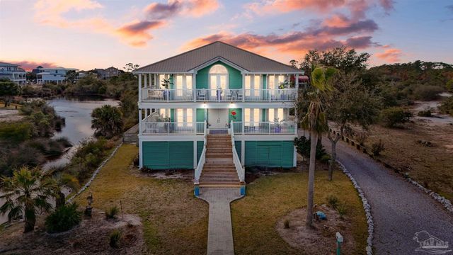 5683 Grande Lagoon Dr, Pensacola, FL 32507