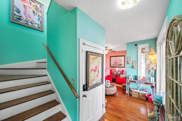 5683 Grande Lagoon Dr, Pensacola, FL 32507