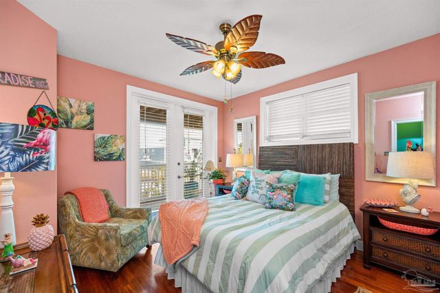 5683 Grande Lagoon Dr, Pensacola, FL 32507