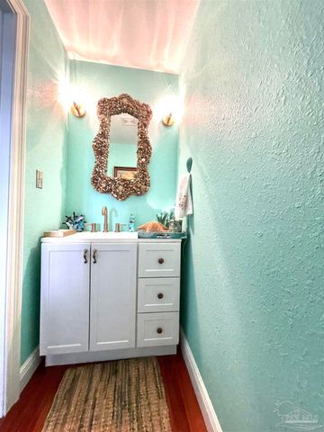 5683 Grande Lagoon Dr, Pensacola, FL 32507