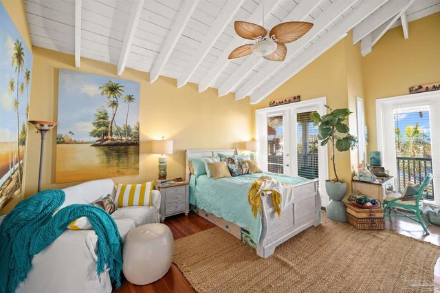 5683 Grande Lagoon Dr, Pensacola, FL 32507