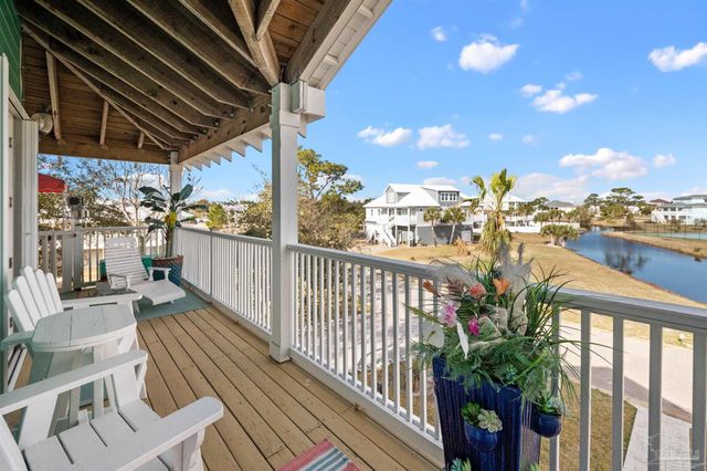 5683 Grande Lagoon Dr, Pensacola, FL 32507